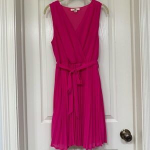 Elegant Pink Sleeveless Dress